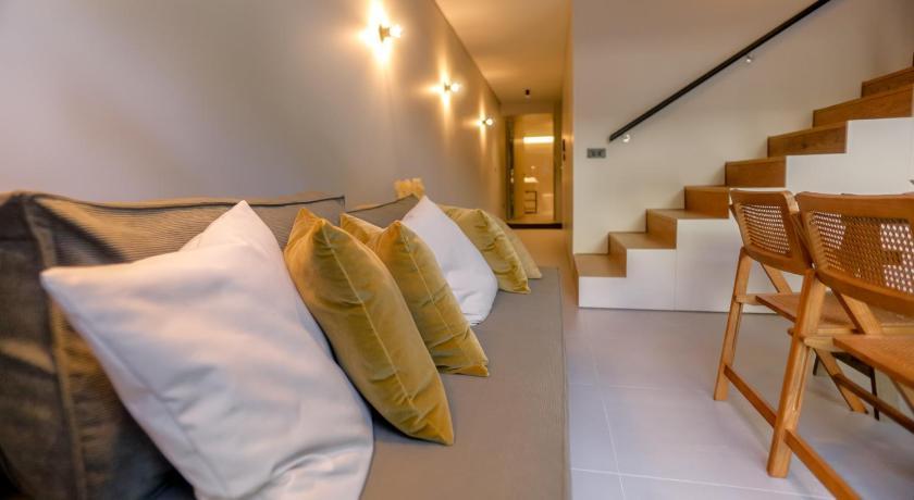 Alegria Suites By Porto City Hosts Екстер'єр фото