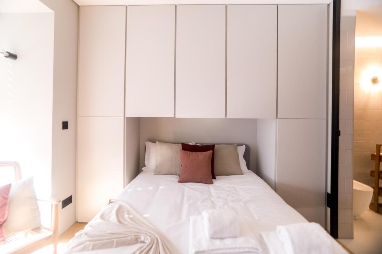 Alegria Suites By Porto City Hosts Екстер'єр фото