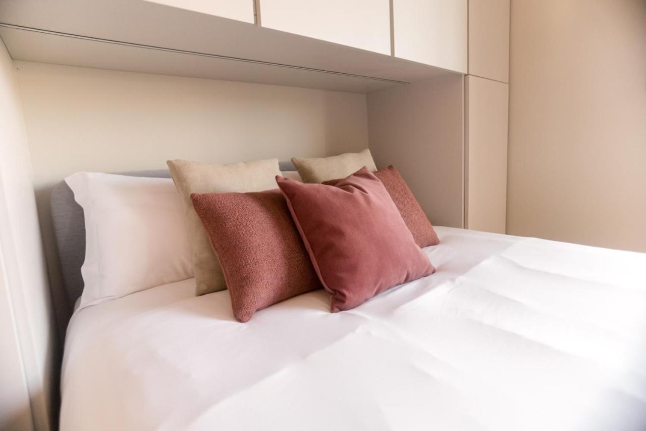 Alegria Suites By Porto City Hosts Екстер'єр фото